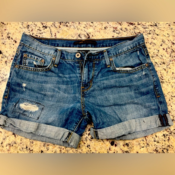 Levi Boyfriend Shorts - Picture 1 of 5